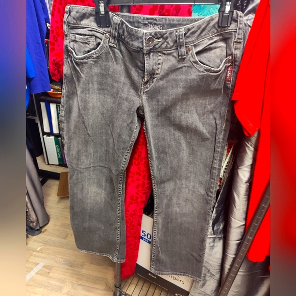 Silver Santorini Size 32 Size 13/14 Distressed - Picture 1 of 3